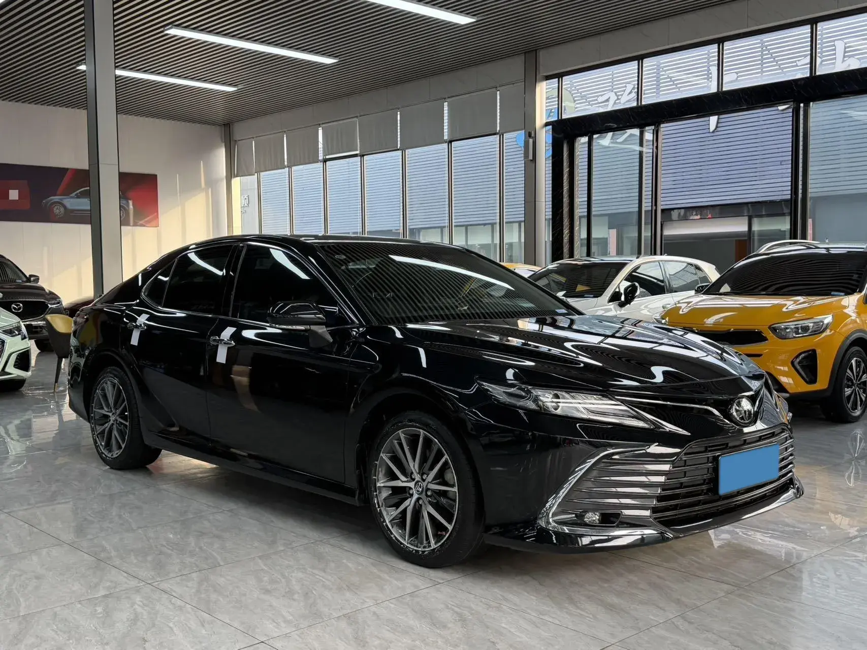 2021 TOYOTA CAMRY thumbnail 3