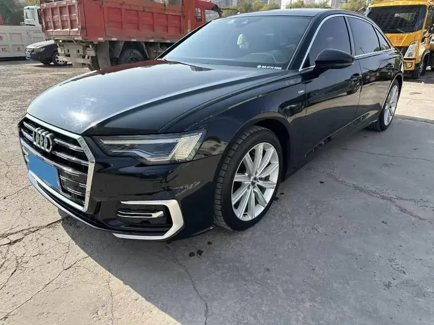 2021 AUDI A6L view 1