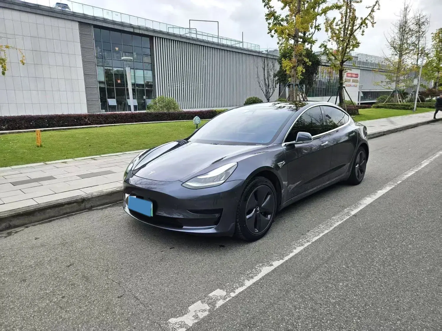 2020 TESLA MODEL view 1