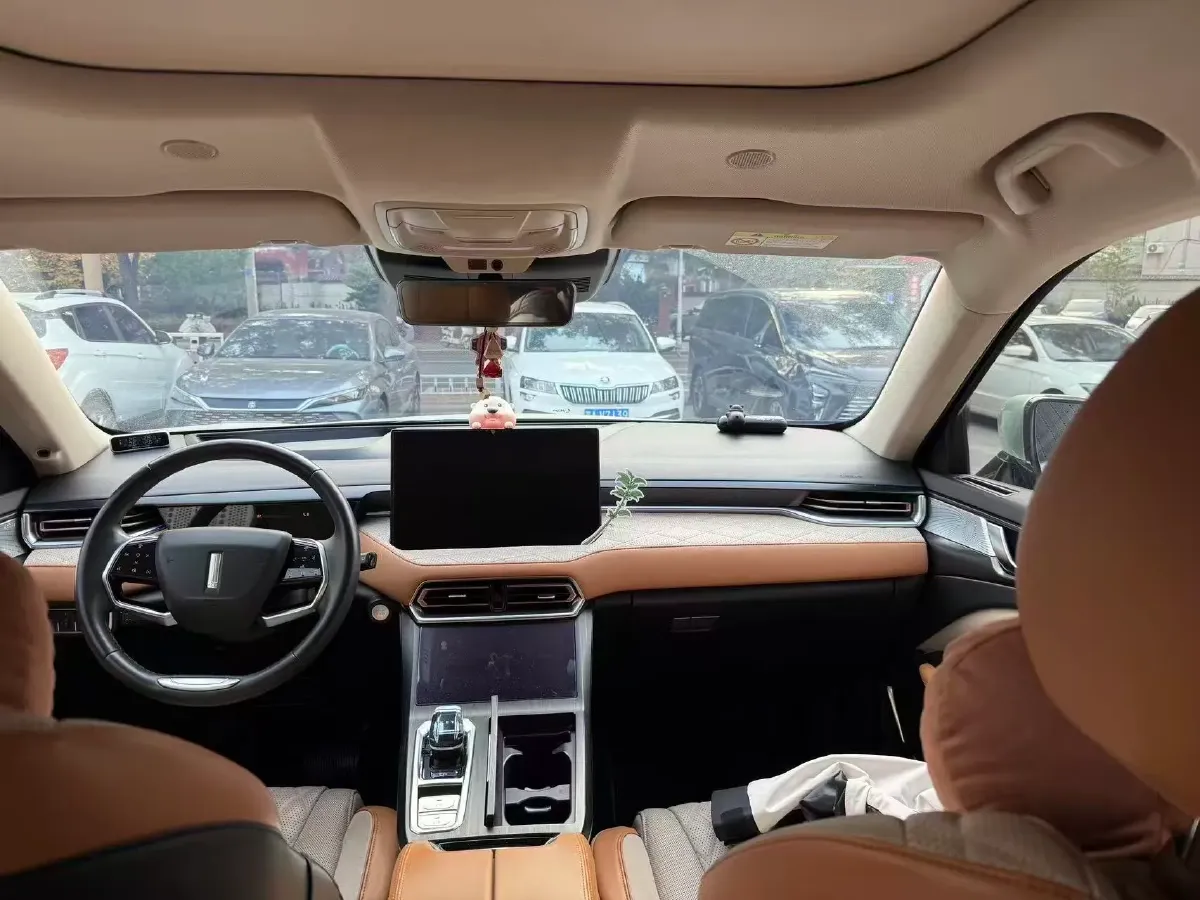 2022 WEY Latte DHT 1.5T 156HP L4 2DHT Hybrid,autocango,china used car exporter,china ev exporter,chinese used car exporter,chinese used ev exporter