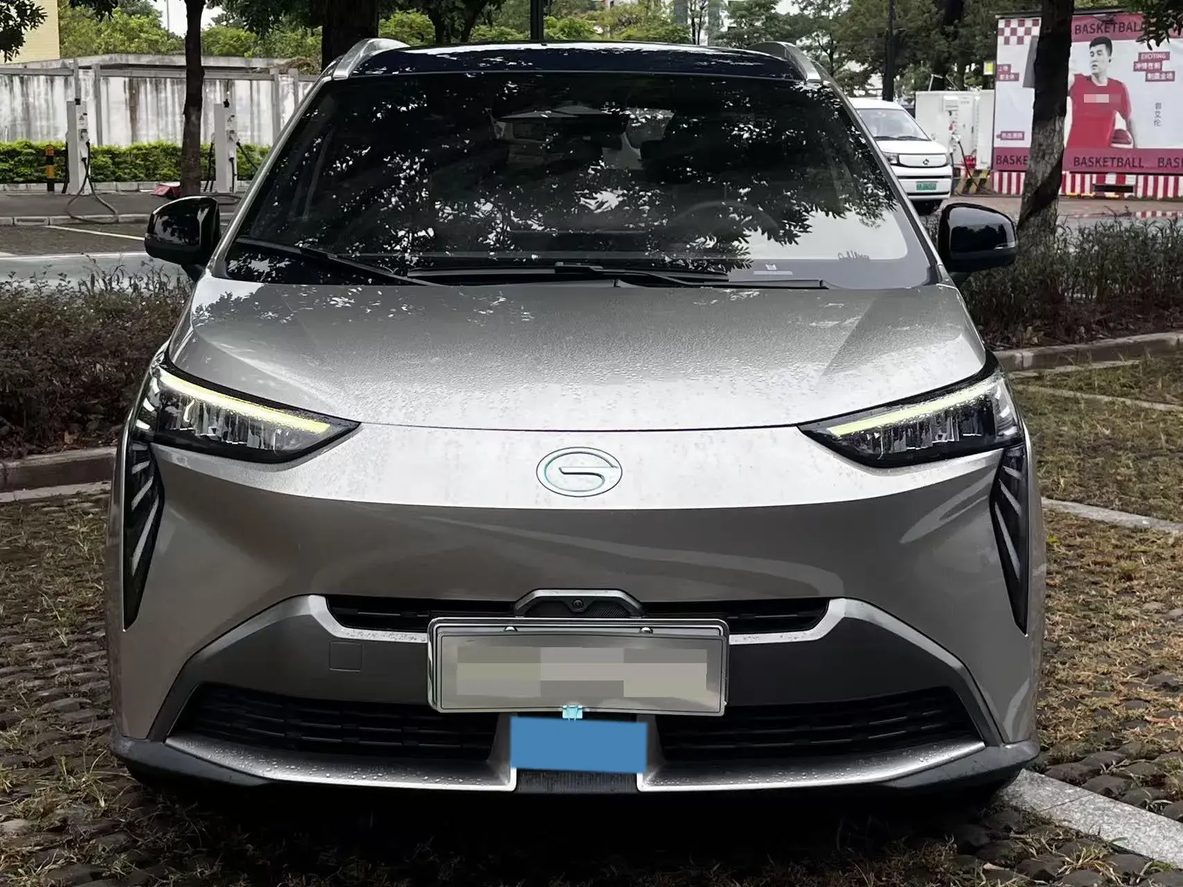 2022 AION Y thumbnail 2