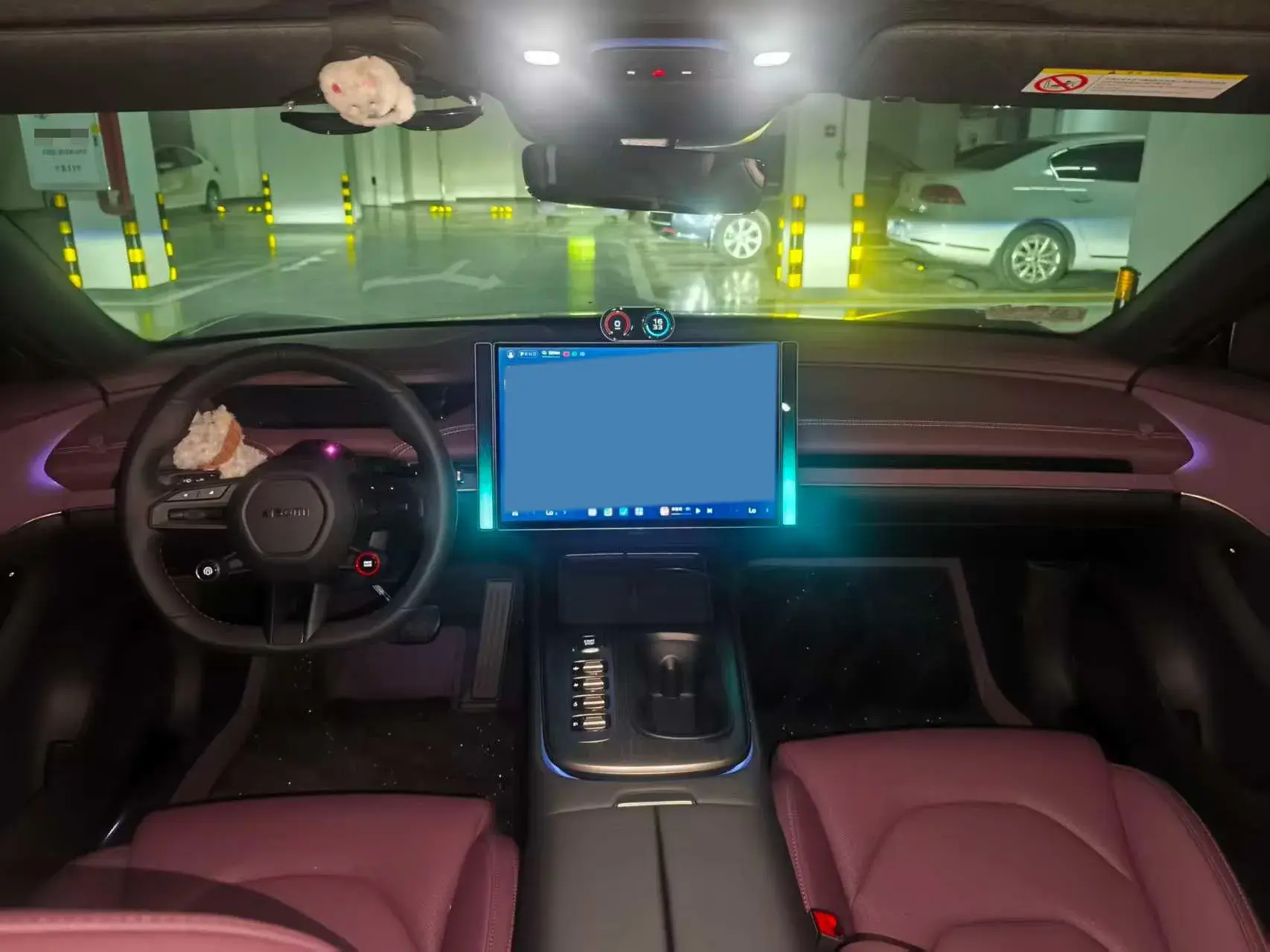 2024 MI SU7 thumbnail 3