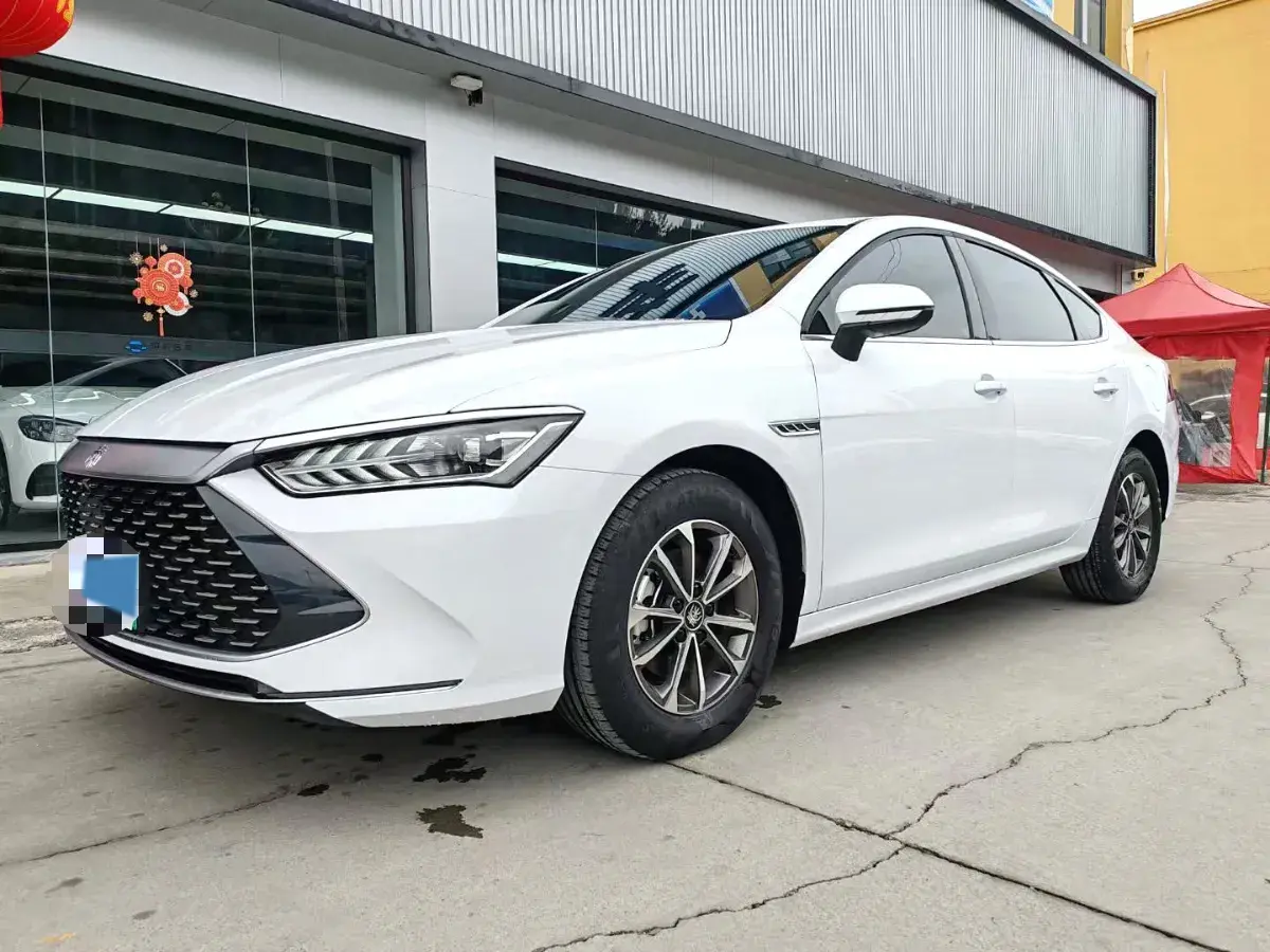 2024 BYD QIN view 1