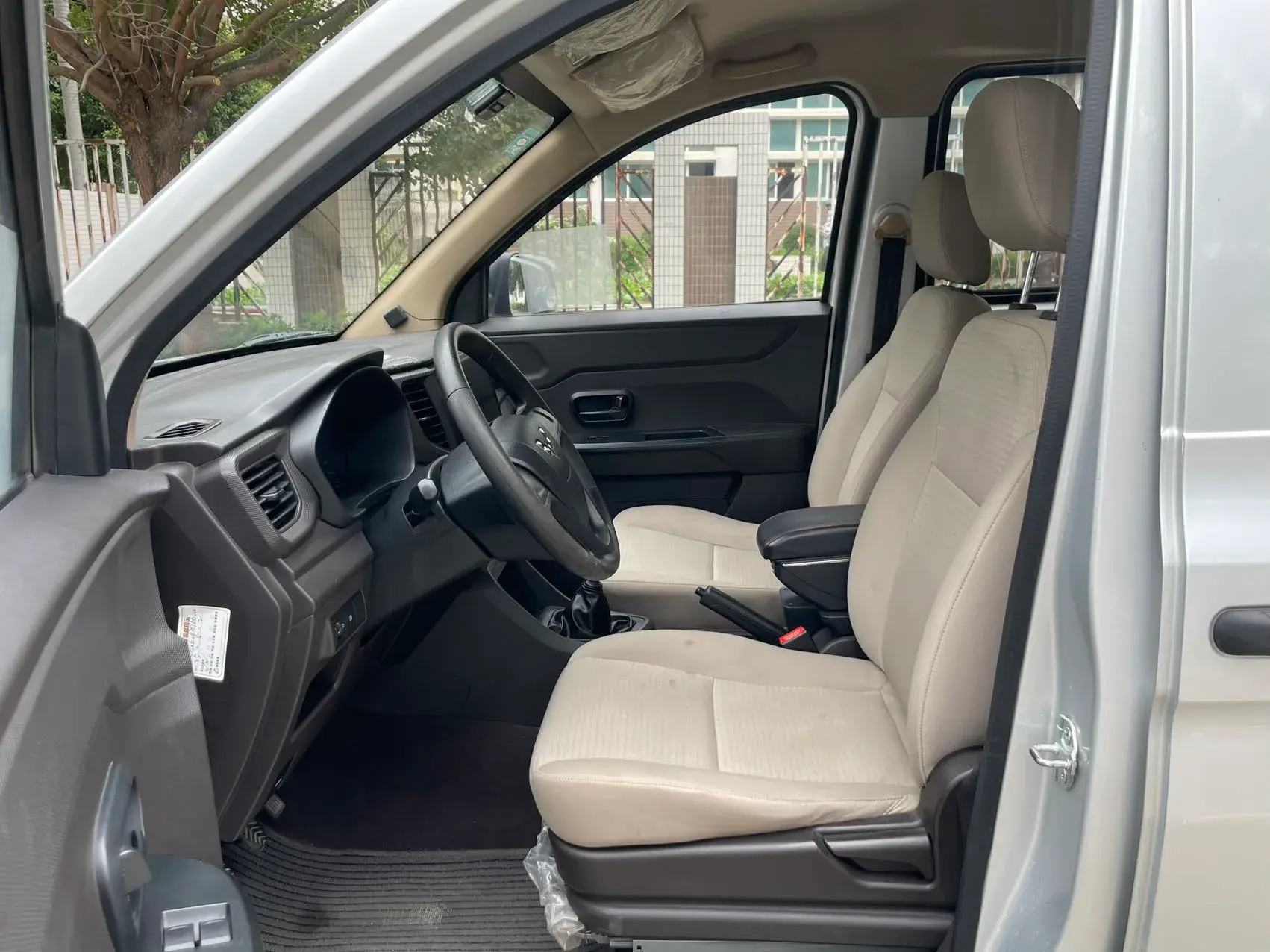 2019 WULING HONGGUANG thumbnail 4