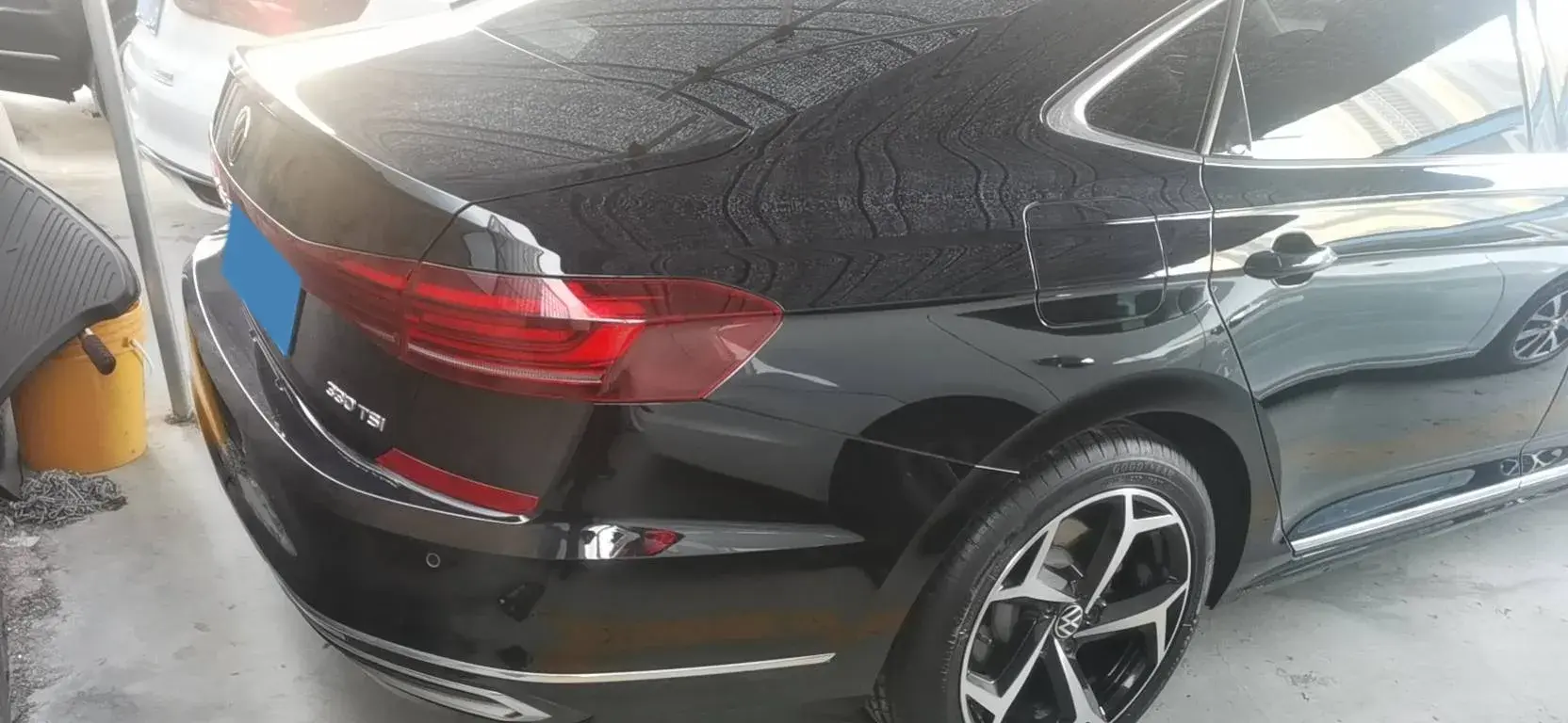 2022 VOLKSWAGEN PASSAT thumbnail 2