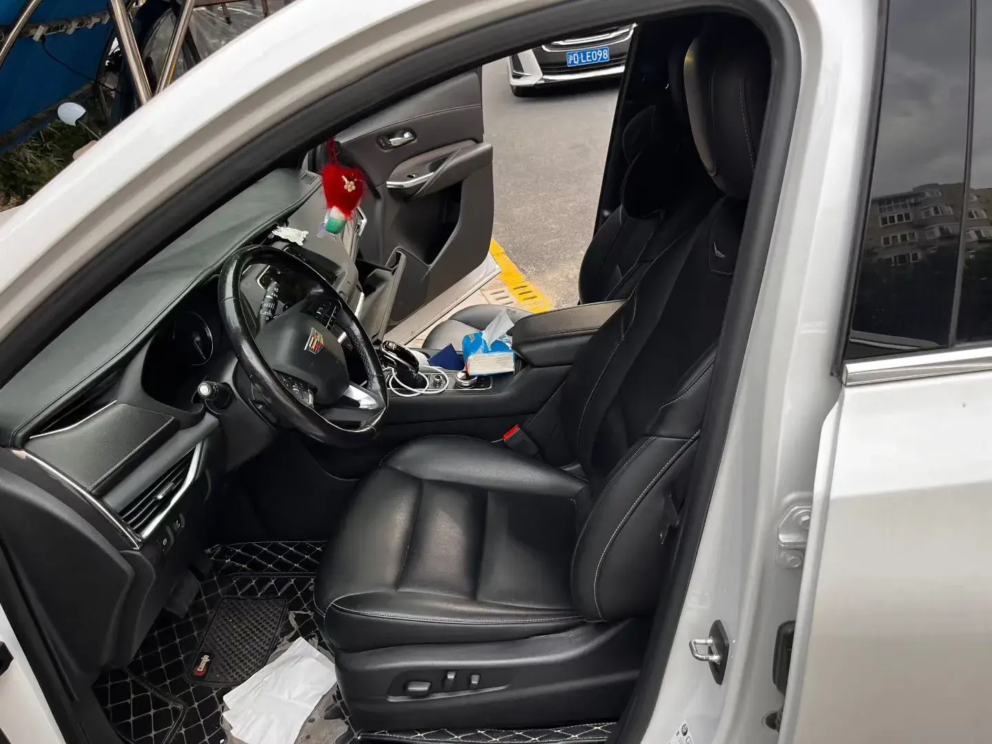 2020 CADILLAC XT4 thumbnail 4