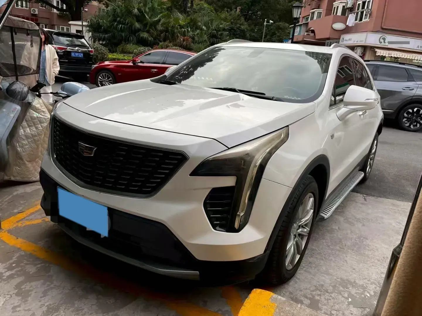 2020 CADILLAC XT4 view 1