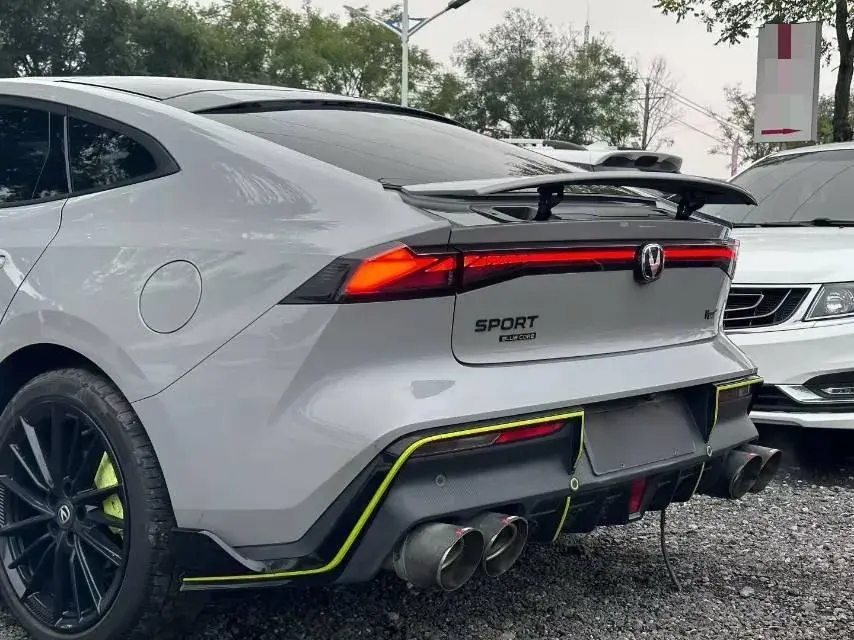 2022 CHANGAN UNI-V thumbnail 3