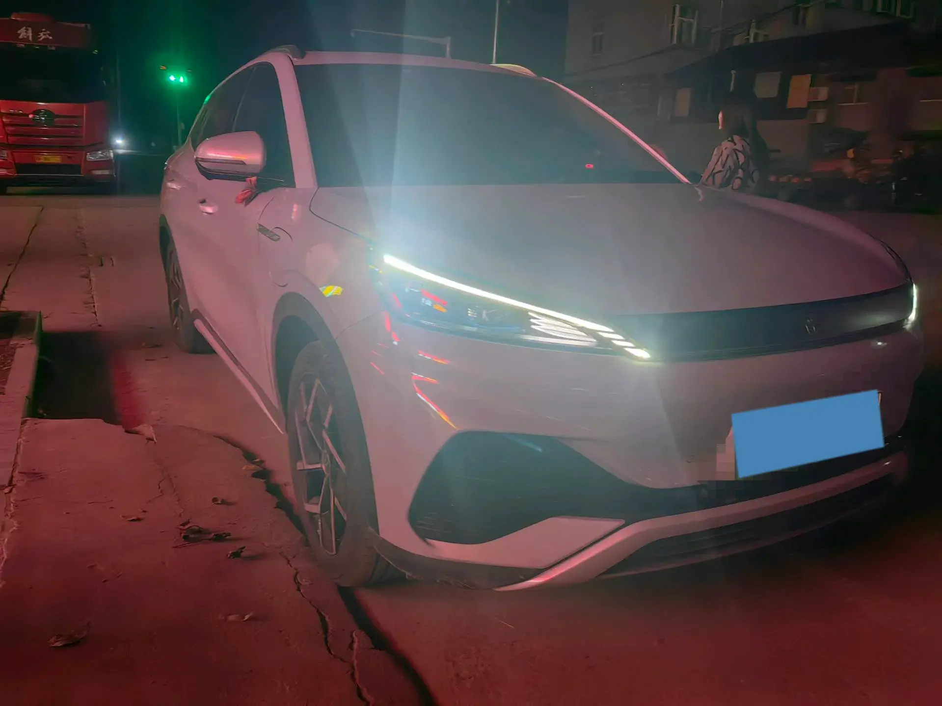 2024 BYD YUAN thumbnail 2