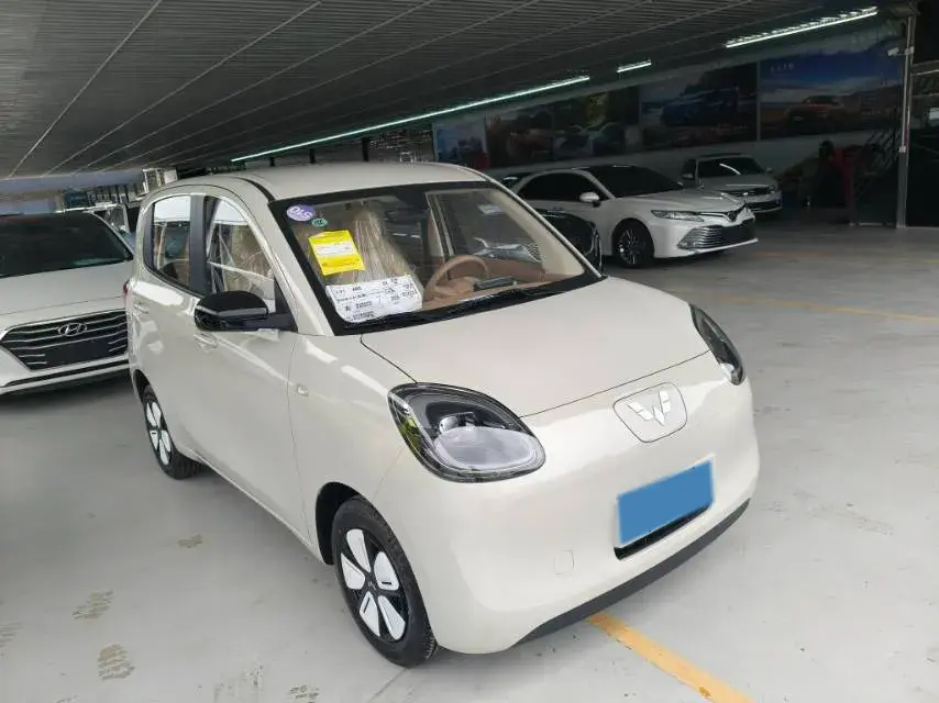 2025 WULING HONGGUANG thumbnail 3