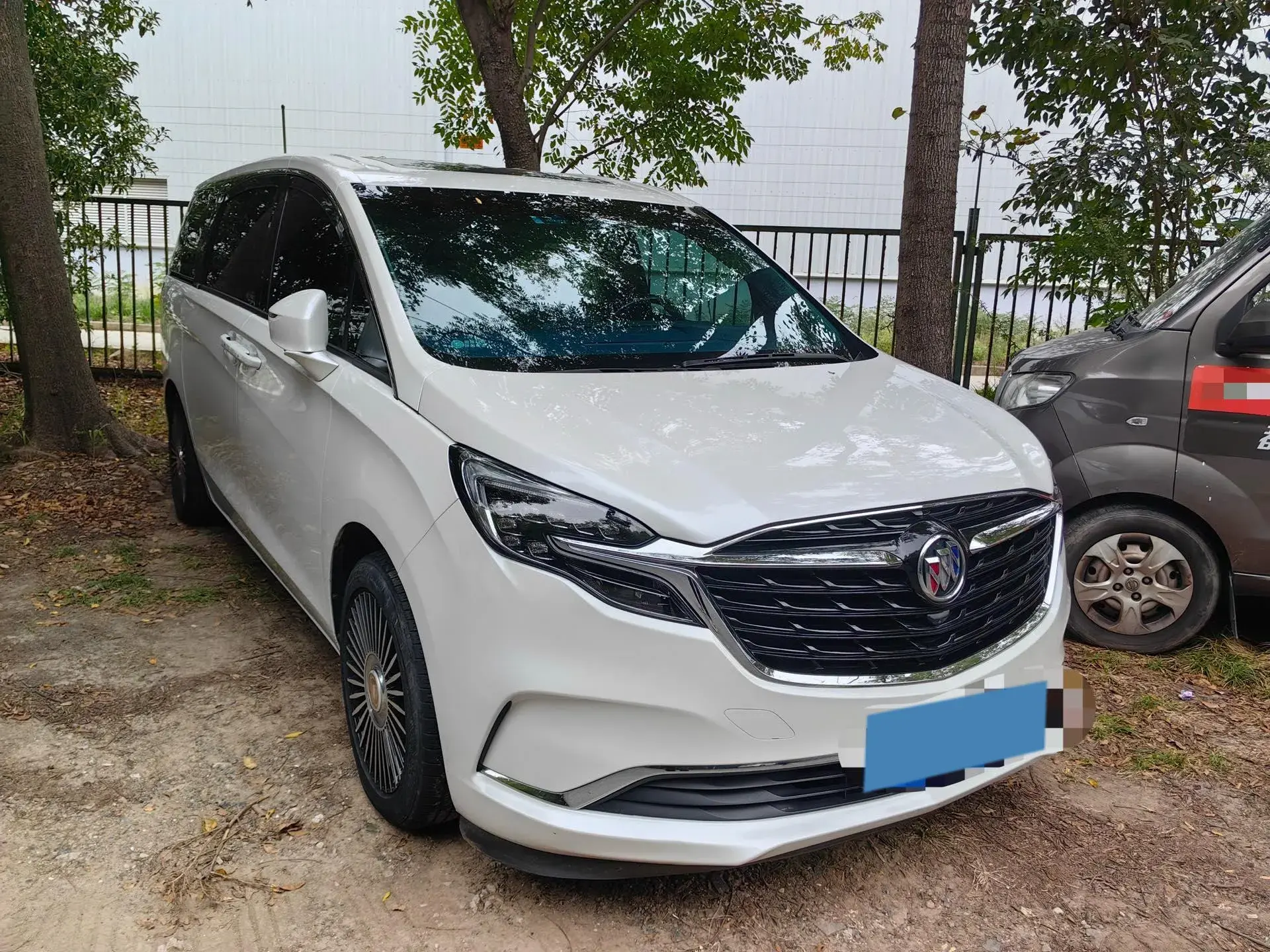 2022 BUICK GL8 thumbnail 2