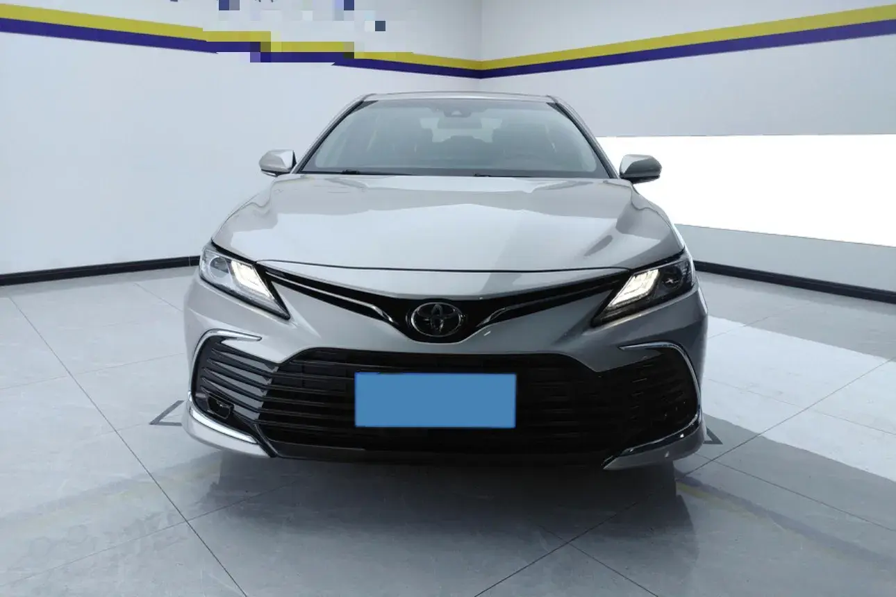 2021 TOYOTA CAMRY thumbnail 3