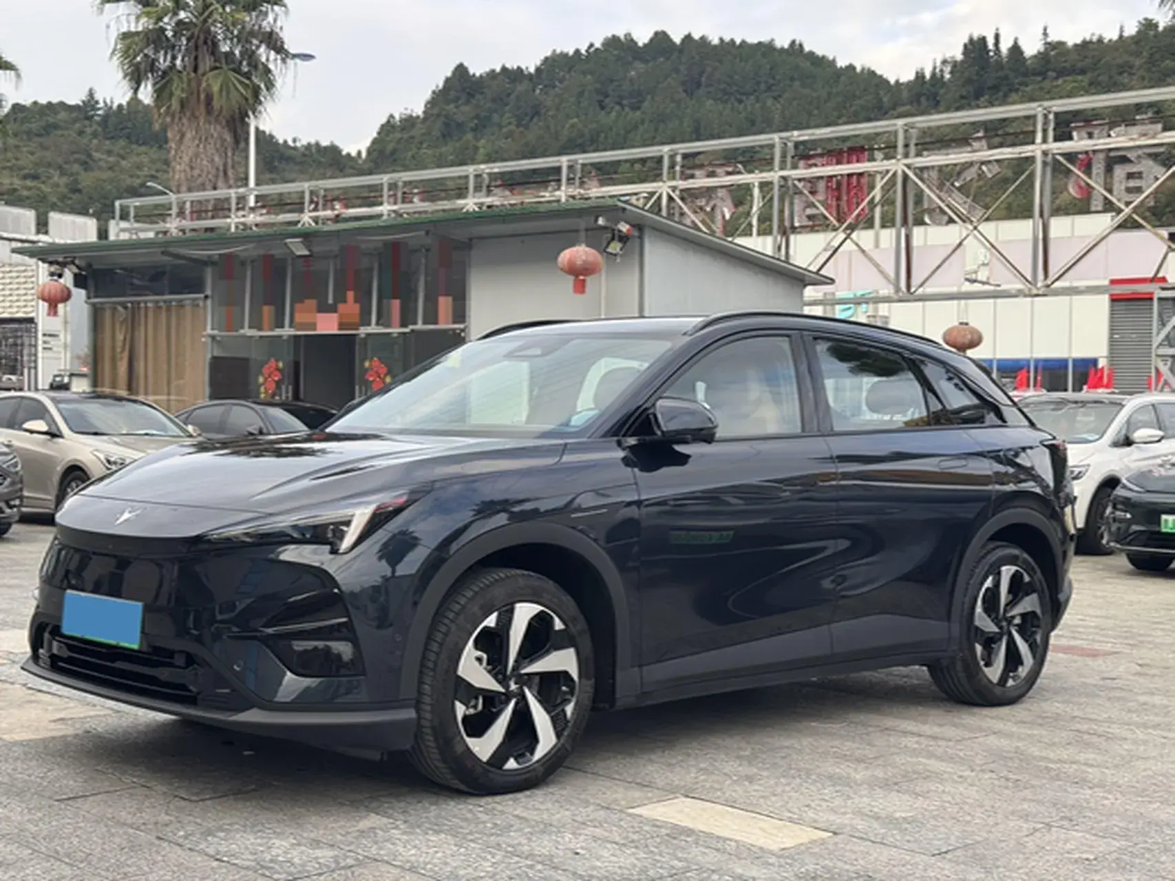 2025 ARCFOX ΑT5 view 1