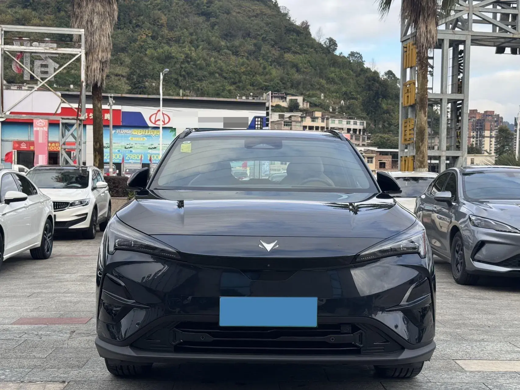 2025 ARCFOX ΑT5 thumbnail 2