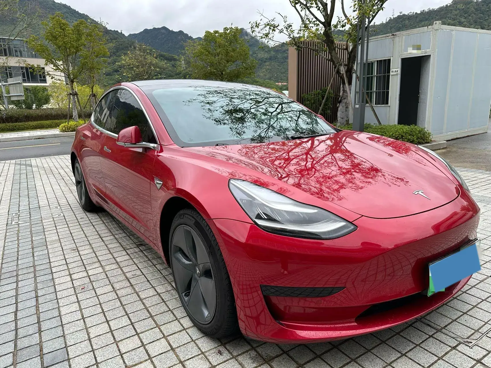 2020 TESLA MODEL thumbnail 3
