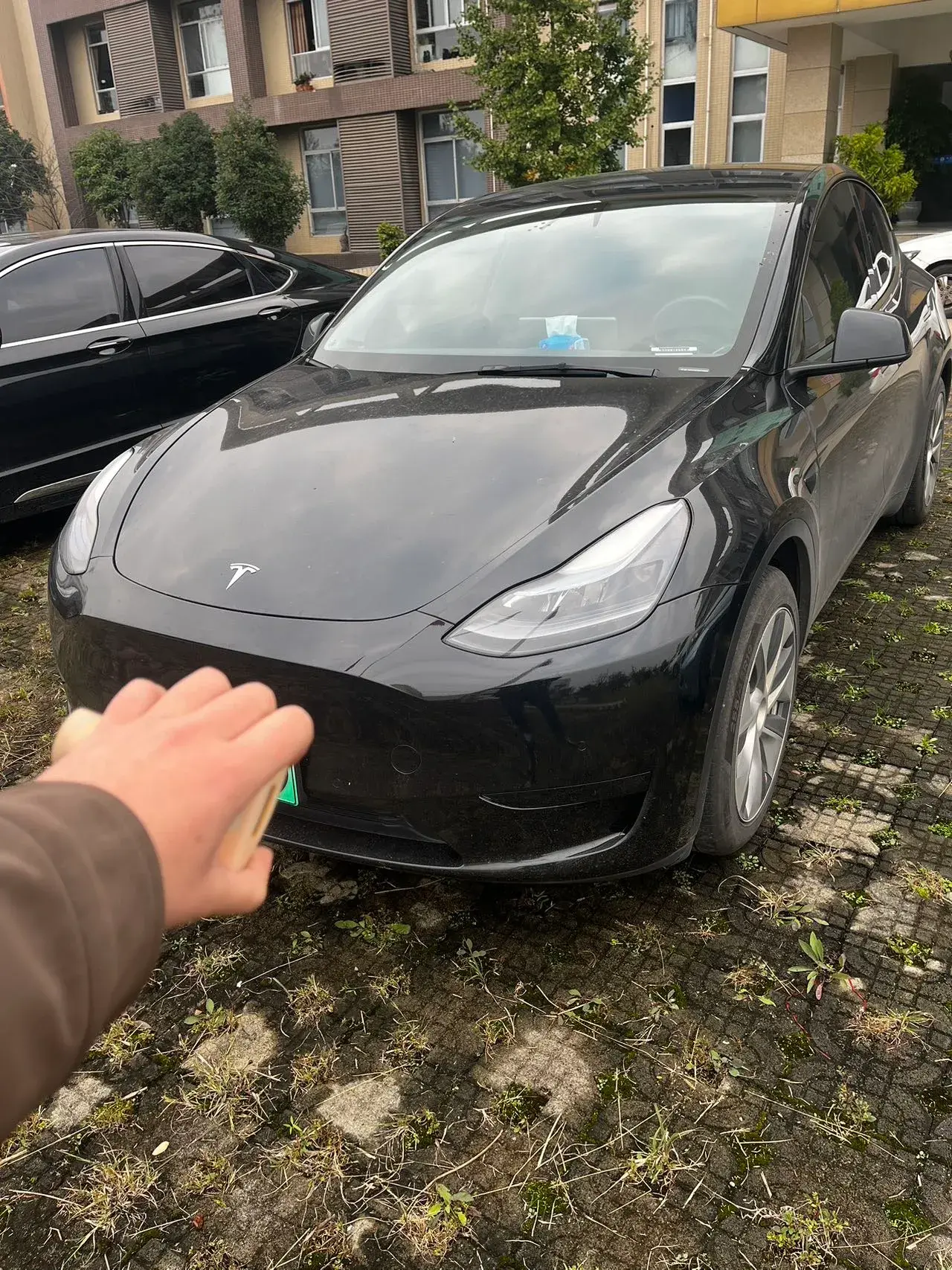 2022 TESLA MODEL view 1