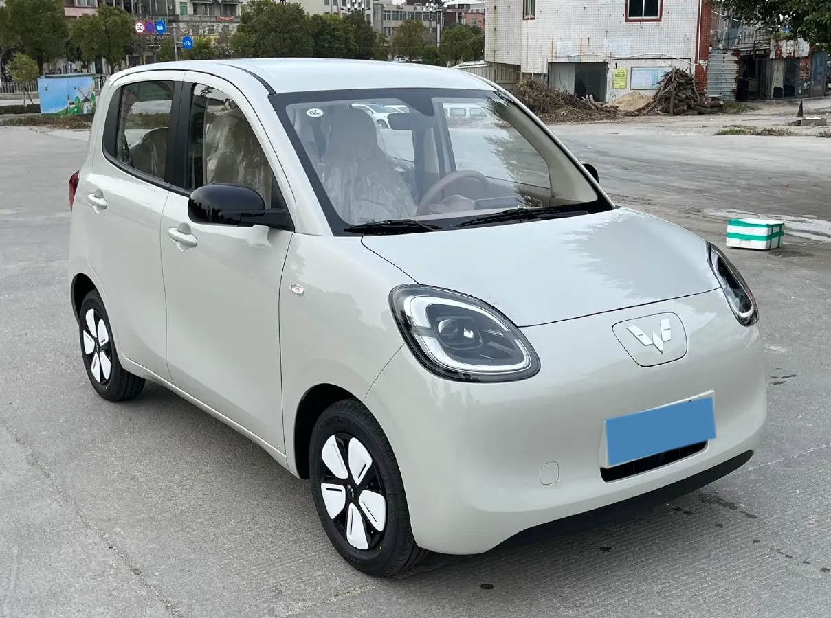 2025 WuLing HongGuang MINI EV BEV 16.2KWH,autocango,china used car exporter,china ev exporter,chinese used car exporter,chinese used ev exporter