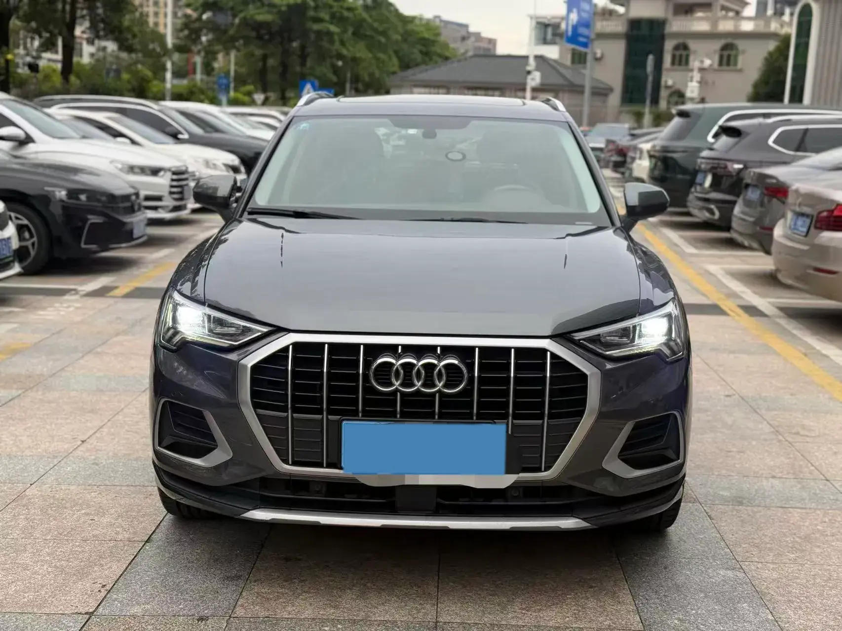2020 AUDI Q3 thumbnail 2