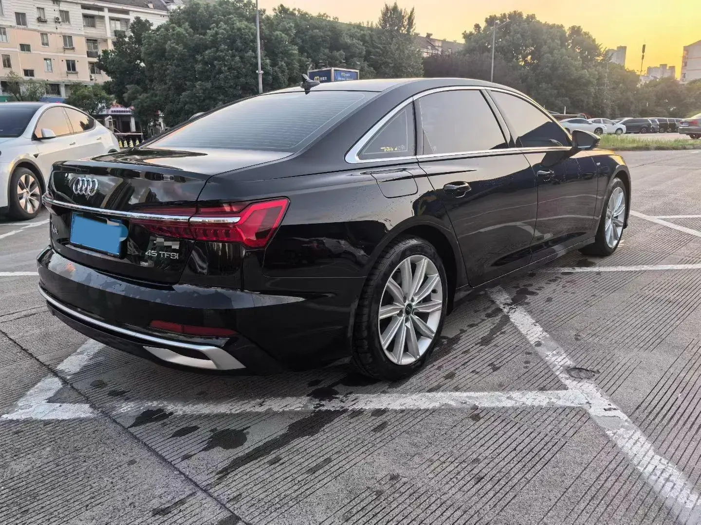 2024 AUDI A6L thumbnail 2