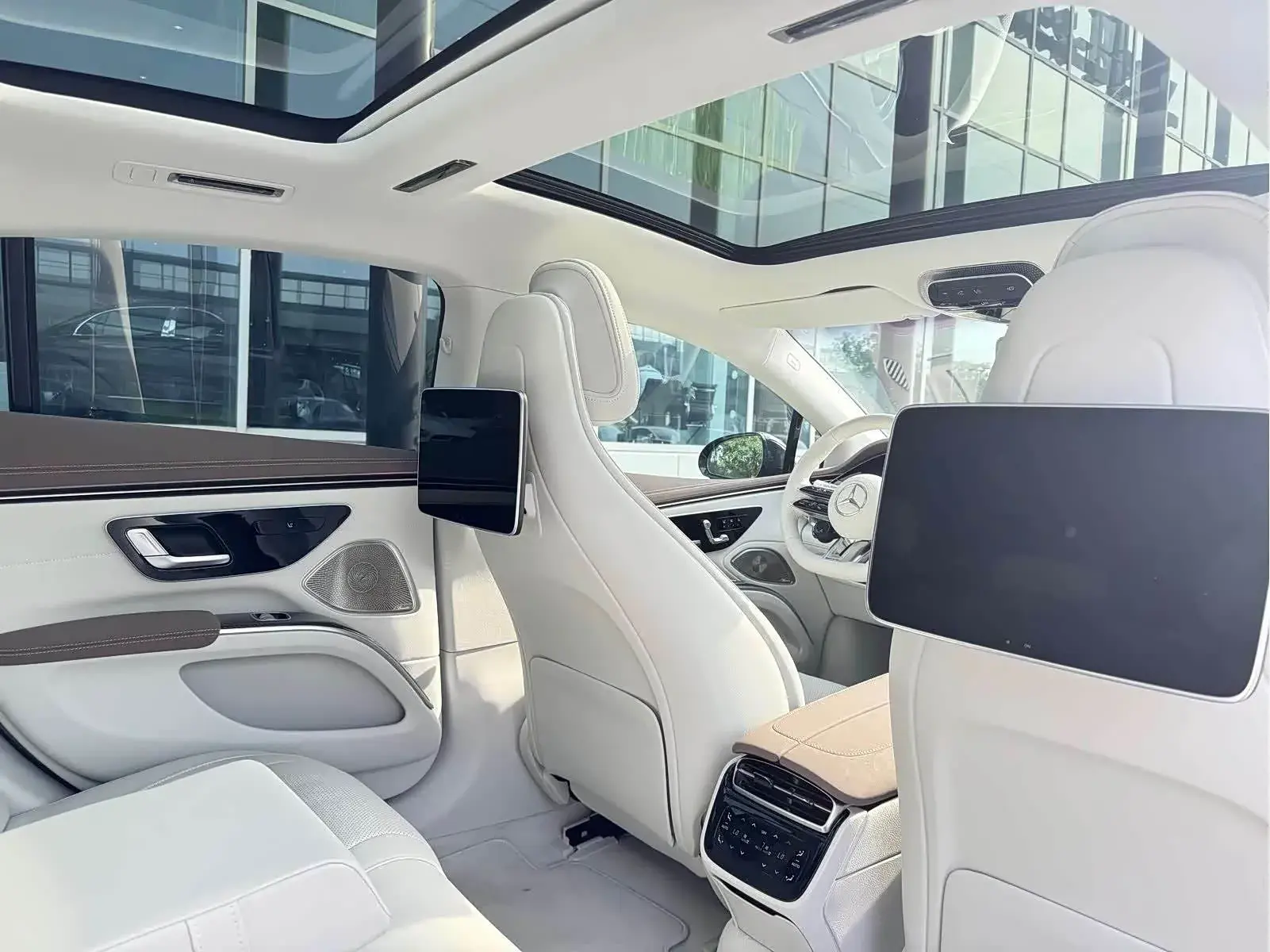 2022 MERCEDES-BENZ EQS thumbnail 3