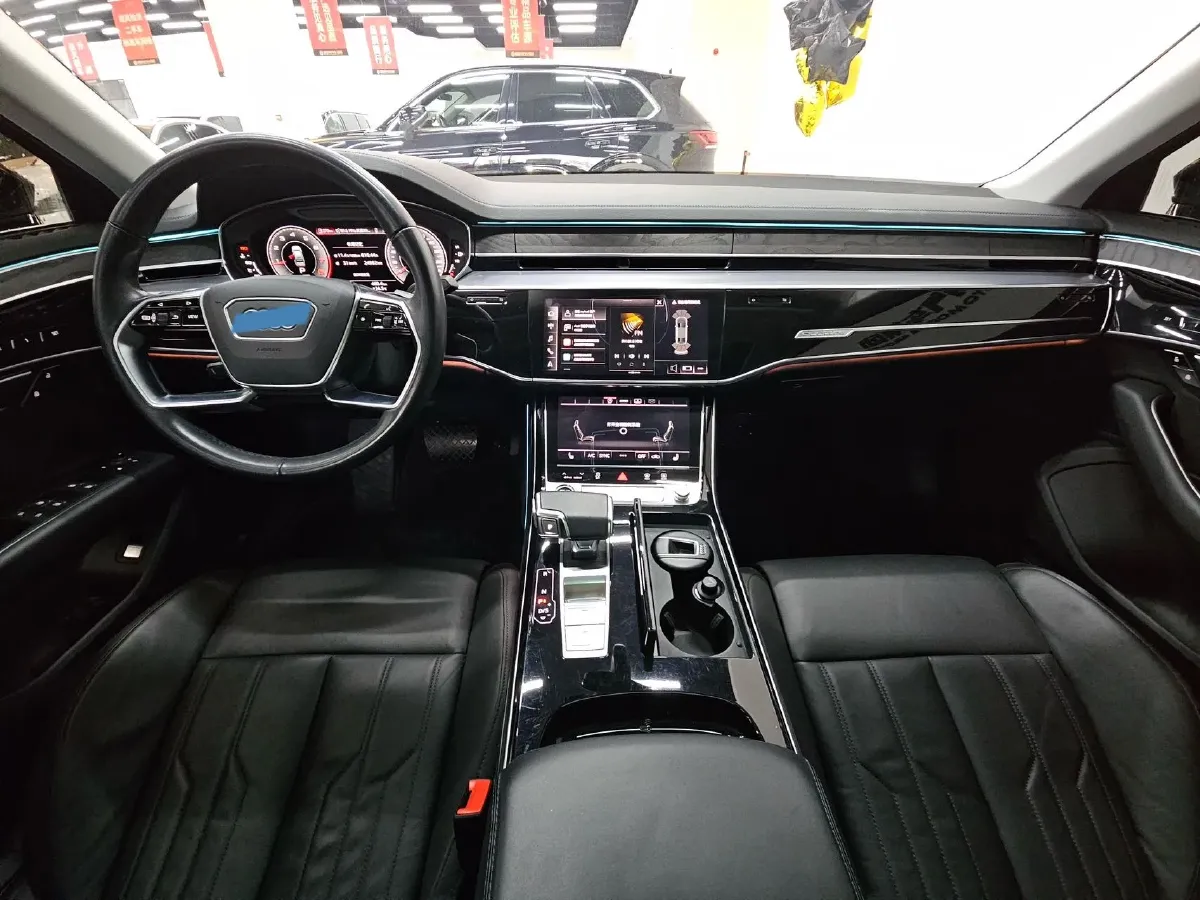 2023 Audi A8 2.0T 265HP L4 8AT,autocango,china used car exporter,china ev exporter,chinese used car exporter,chinese used ev exporter