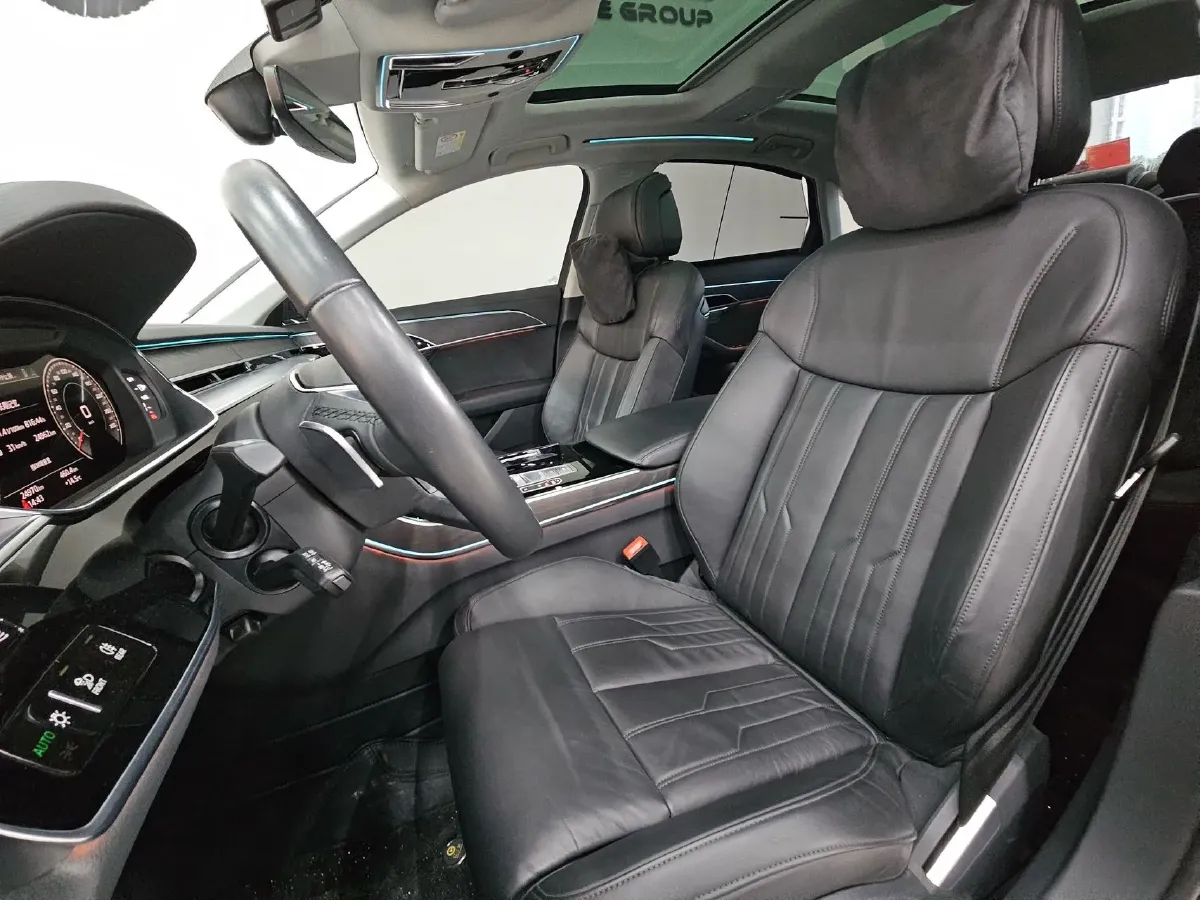 2023 Audi A8 2.0T 265HP L4 8AT,autocango,china used car exporter,china ev exporter,chinese used car exporter,chinese used ev exporter