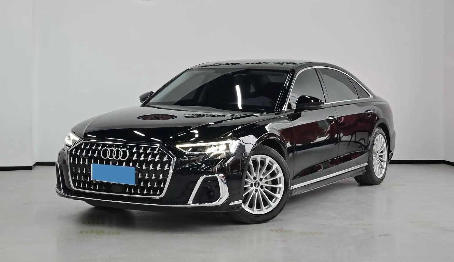2023 Audi A8 2.0T 265HP L4 8AT,autocango,china used car exporter,china ev exporter,chinese used car exporter,chinese used ev exporter