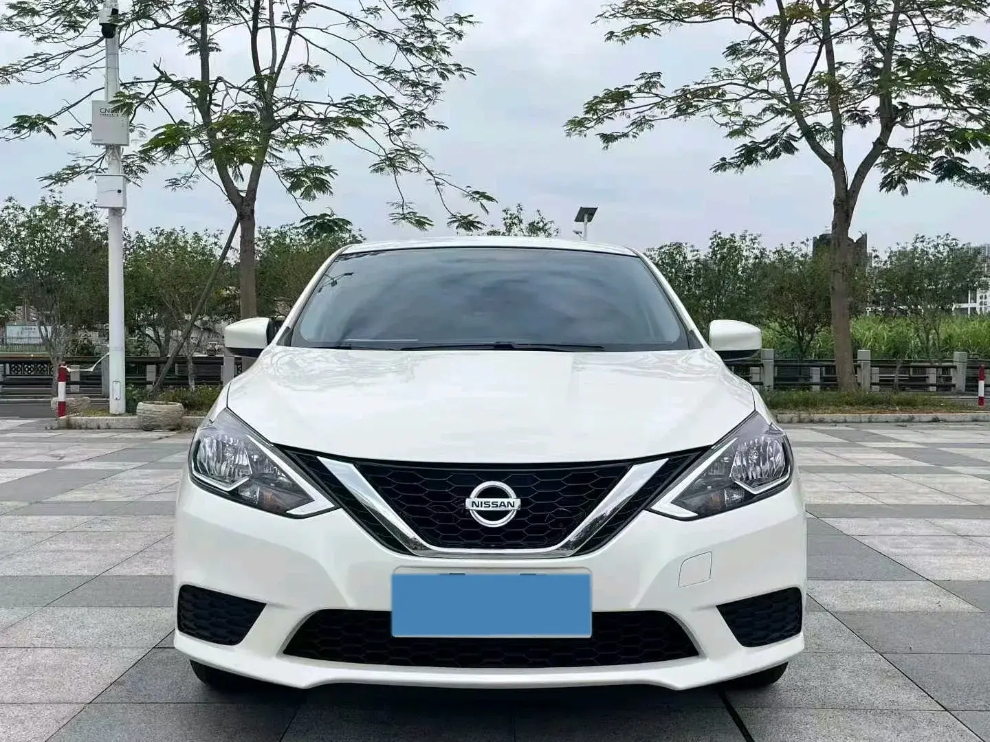 2024 NISSAN SYLPHY thumbnail 2
