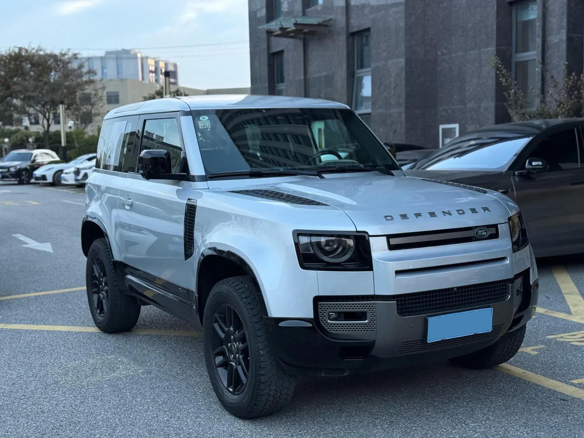 2021 LAND ROVER thumbnail 2