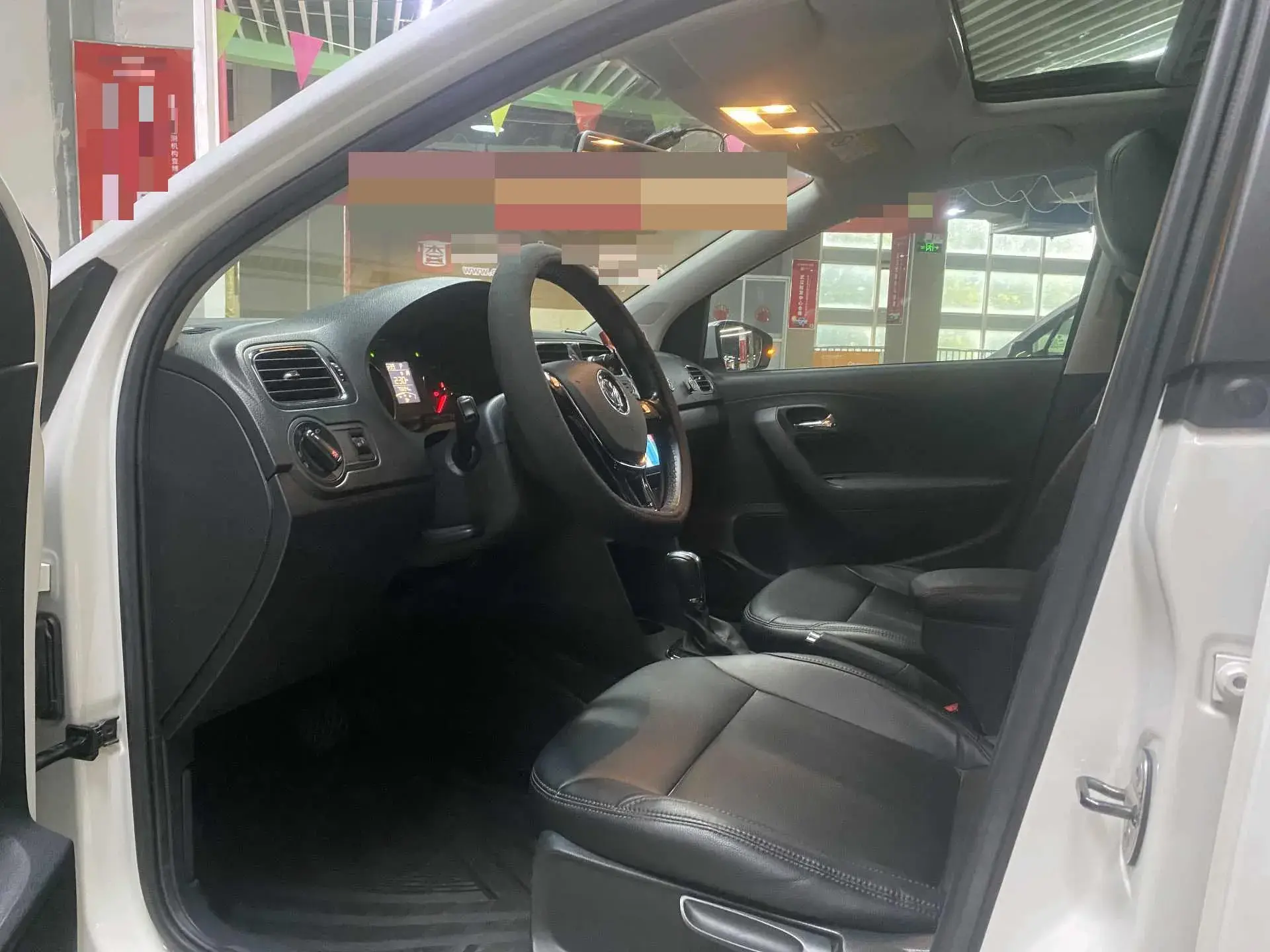 2018 VOLKSWAGEN POLO thumbnail 4