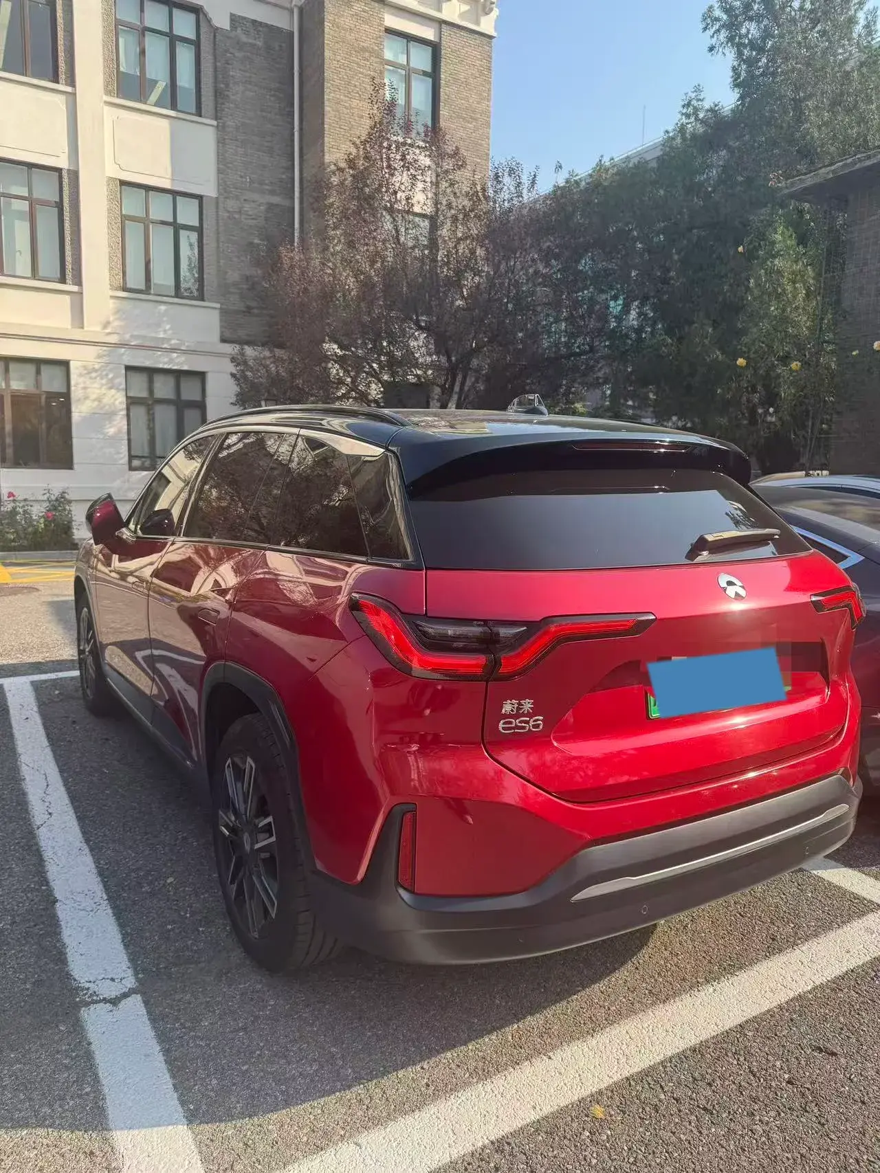 2020 NIO ES6 thumbnail 4