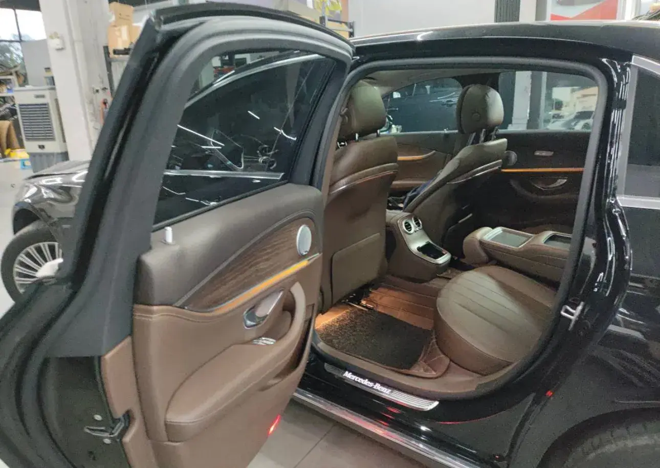 2021 MERCEDES-BENZ E thumbnail 4