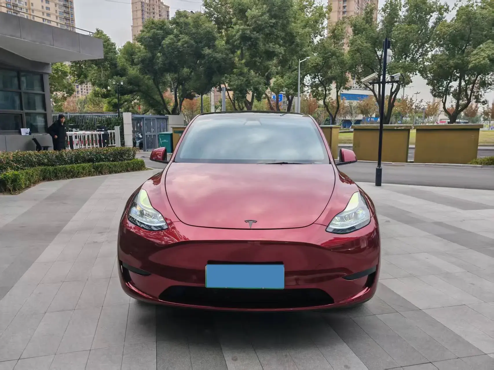 2022 TESLA MODEL thumbnail 2