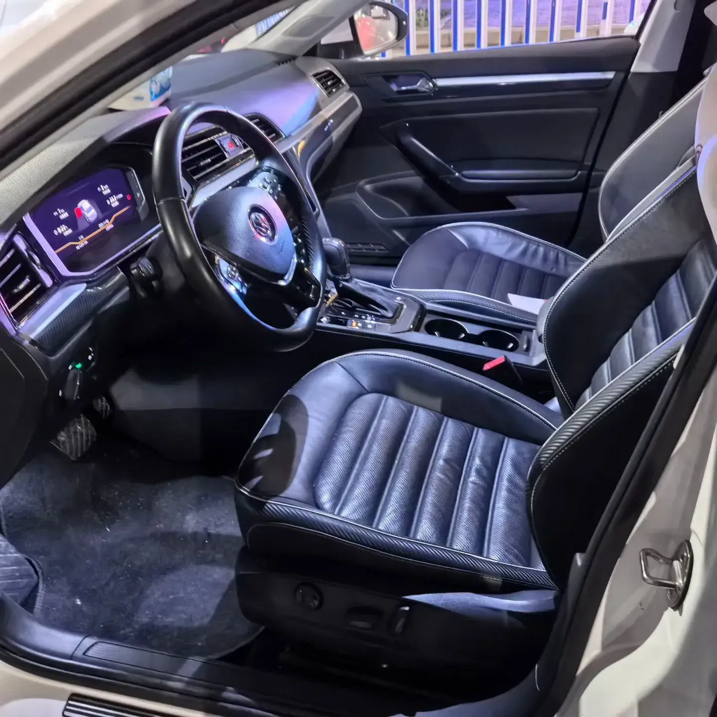 2019 VOLKSWAGEN LAMANDO thumbnail 4