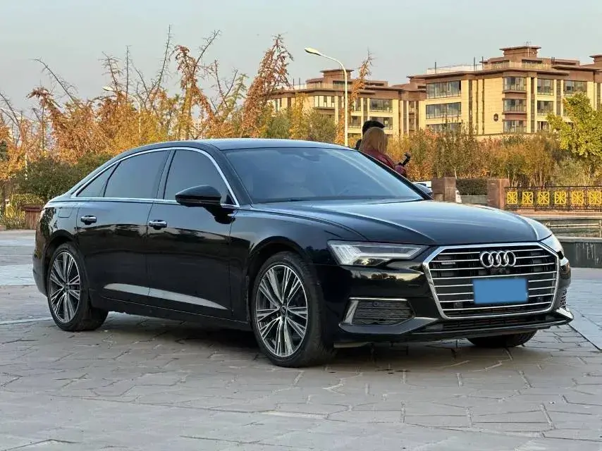 2022 AUDI A6L thumbnail 2