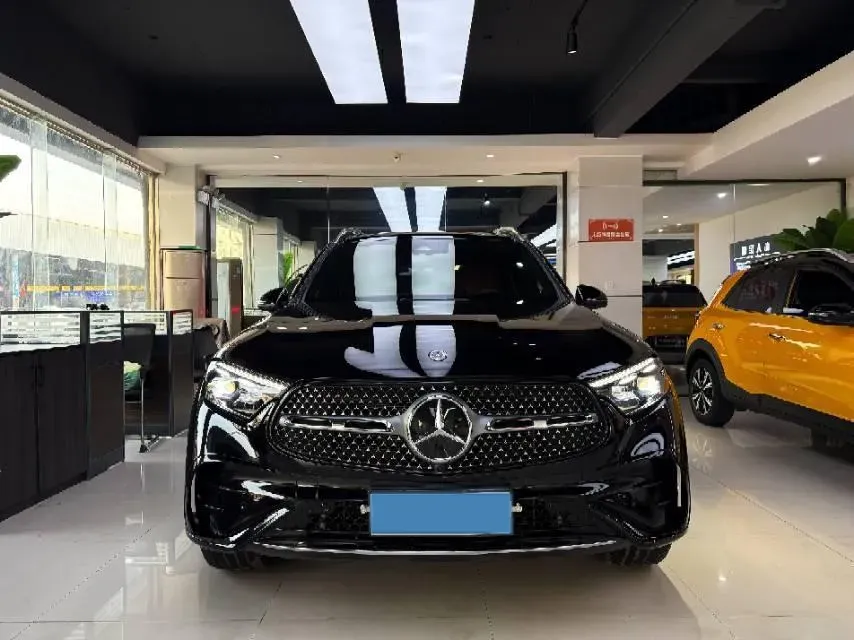 2023 Mercedes-Benz GLC Class 2.0T 258HP L4 9AT,autocango,china used car exporter,china ev exporter,chinese used car exporter,chinese used ev exporter