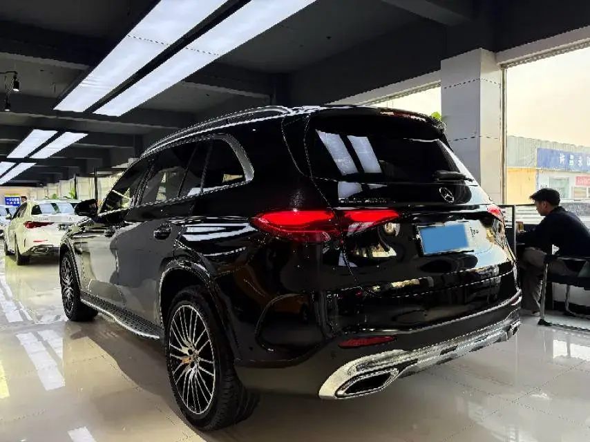 2023 MERCEDES-BENZ GLC thumbnail 4