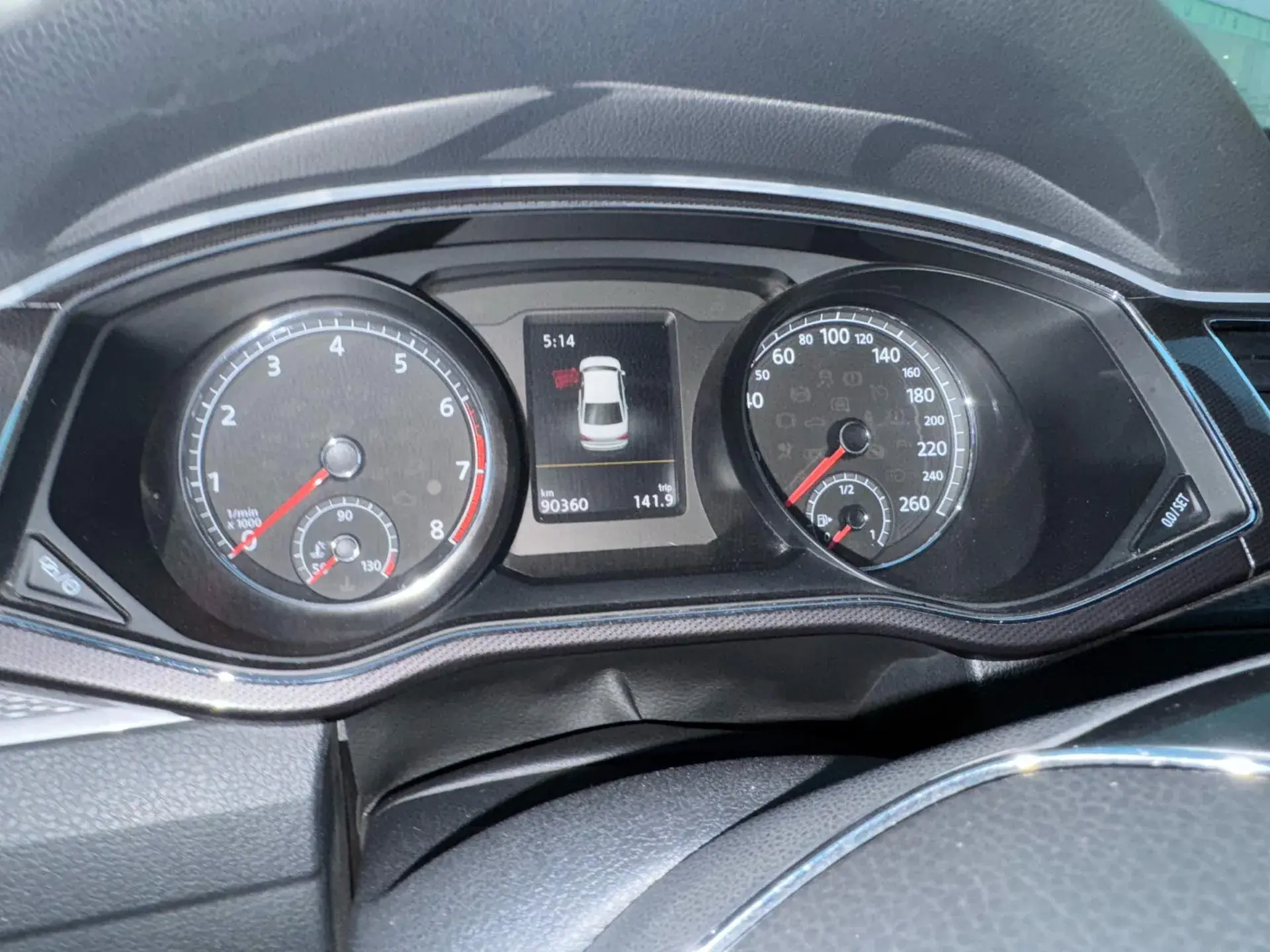 2017 VOLKSWAGEN PASSAT thumbnail 4