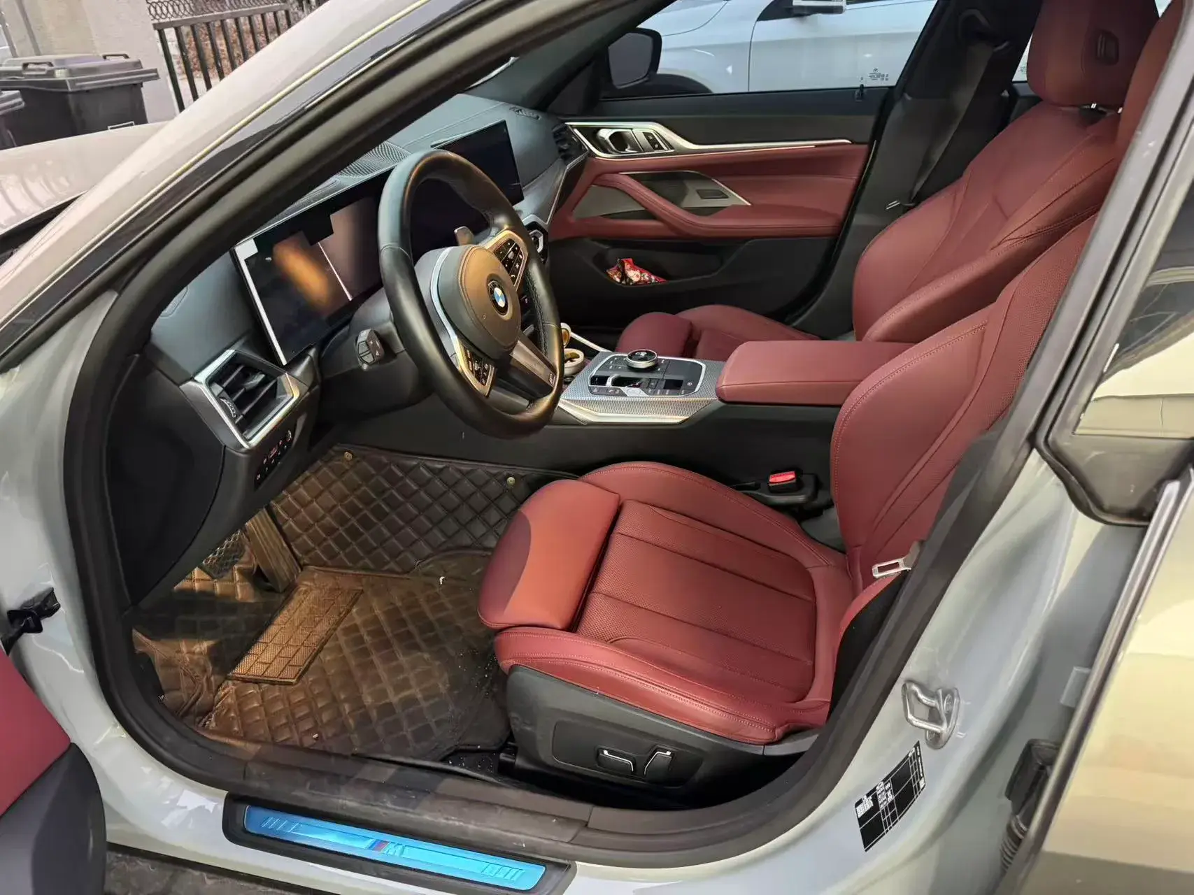 2023 BMW 2 thumbnail 2