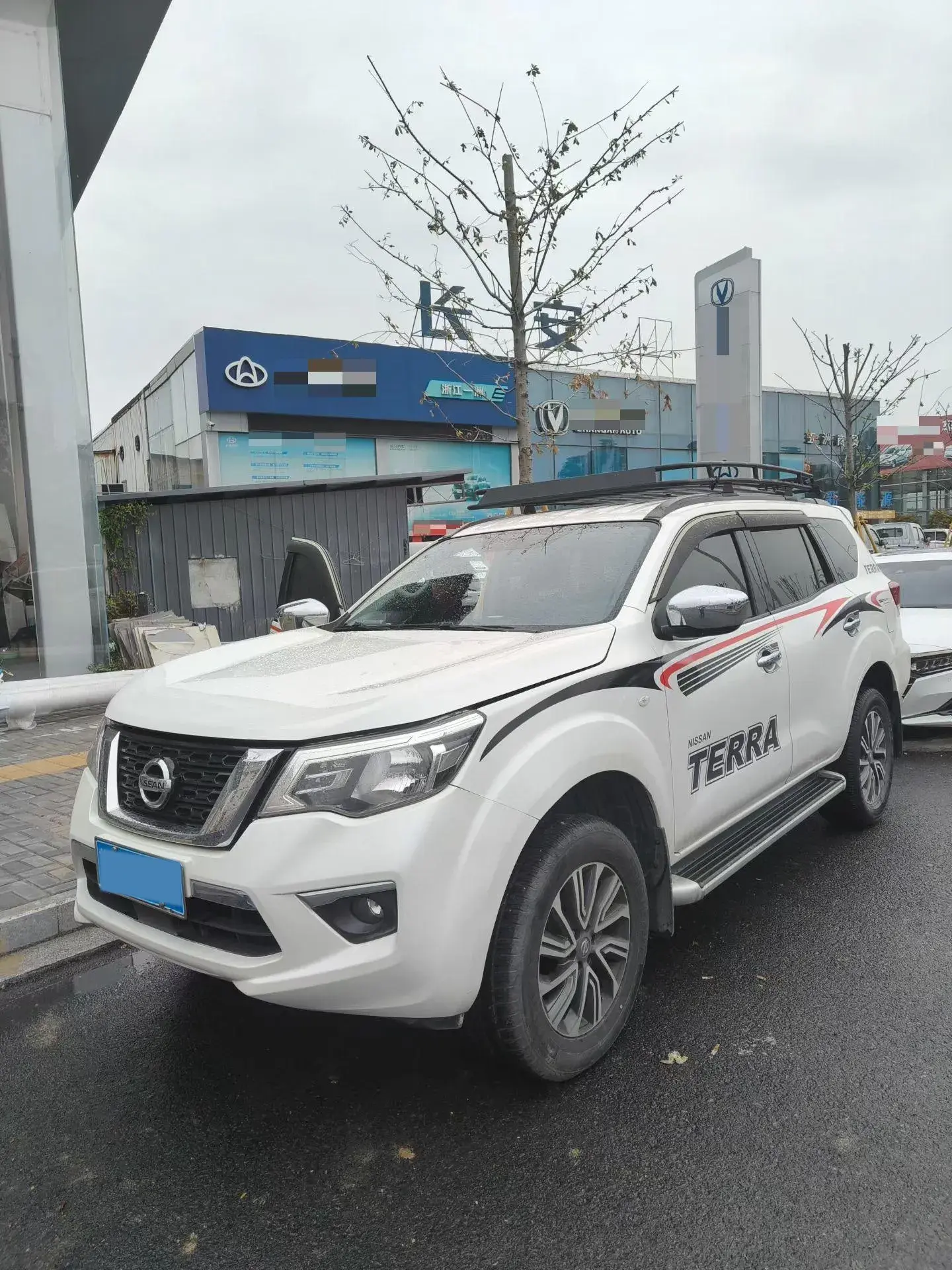2020 NISSAN TERRA view 1