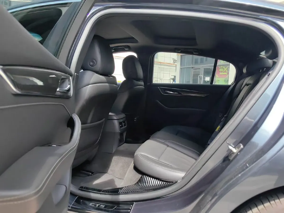 2022 Cadillac CT5 2.0T 237HP L4 10AT,autocango,china used car exporter,china ev exporter,chinese used car exporter,chinese used ev exporter