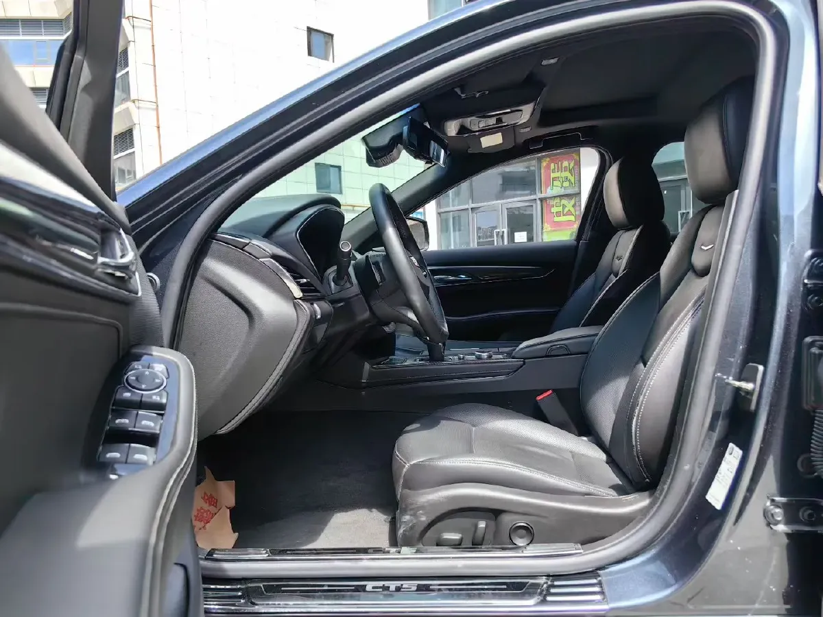 2022 Cadillac CT5 2.0T 237HP L4 10AT,autocango,china used car exporter,china ev exporter,chinese used car exporter,chinese used ev exporter