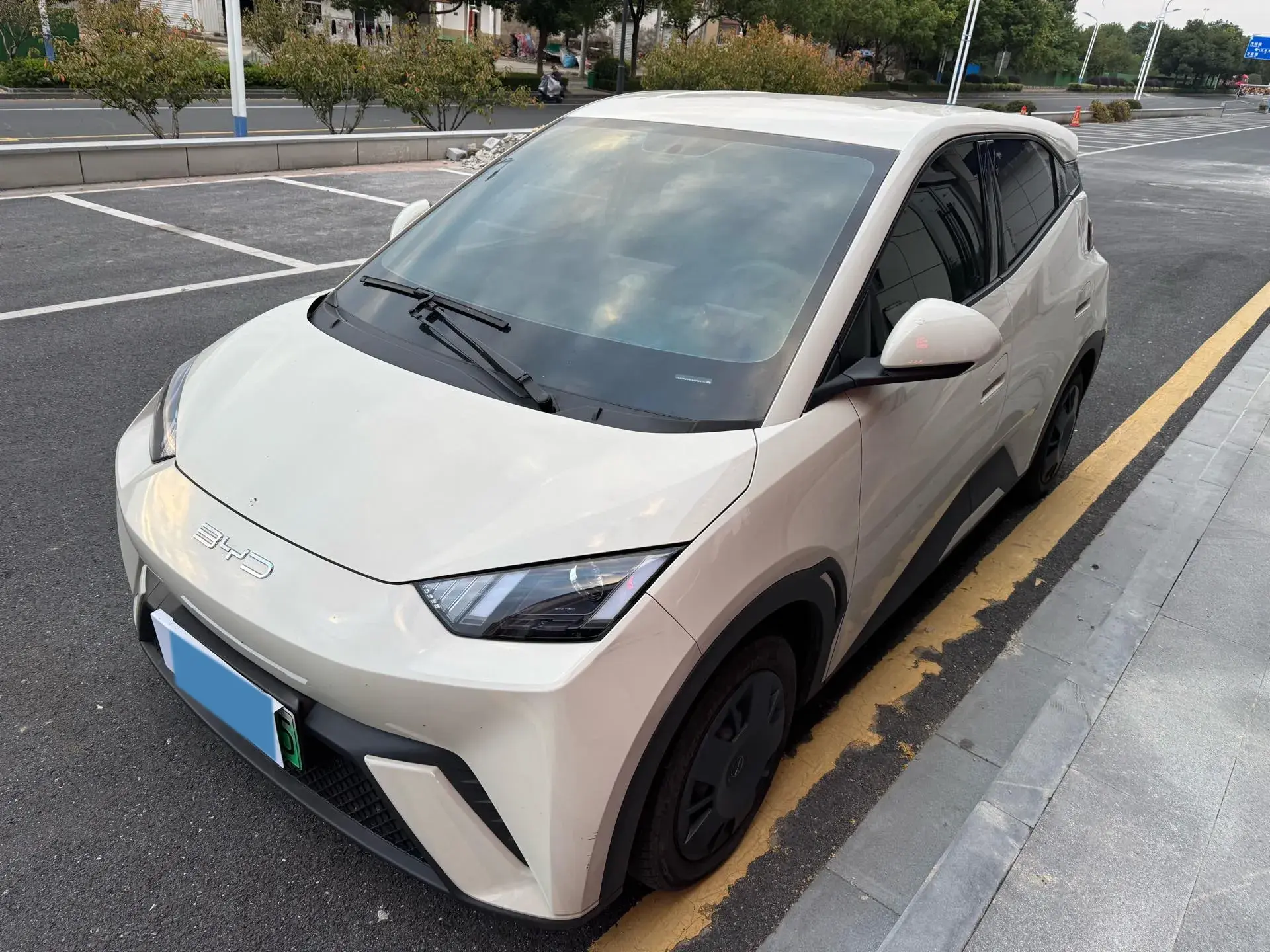 2024 BYD SEAGULL view 1