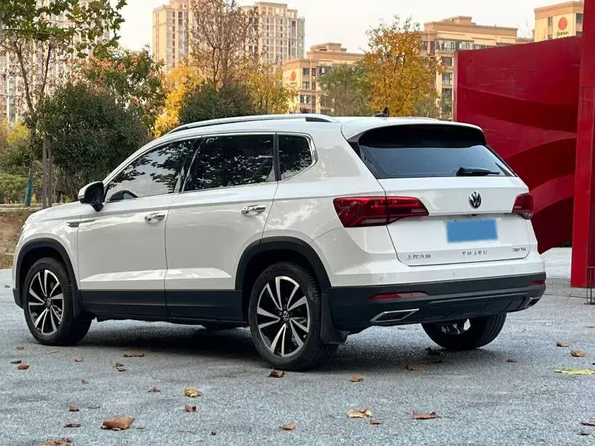 2021 VOLKSWAGEN THARU thumbnail 4