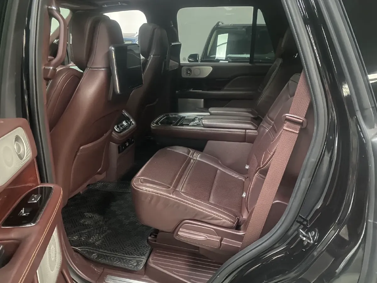 2020 Lincoln Navigator 3.5T 388HP V6 10AT,autocango,china used car exporter,china ev exporter,chinese used car exporter,chinese used ev exporter
