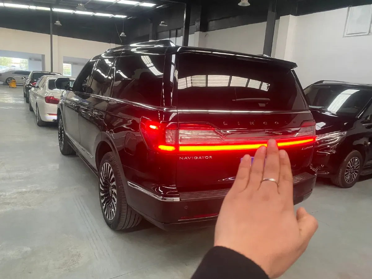 2020 Lincoln Navigator 3.5T 388HP V6 10AT,autocango,china used car exporter,china ev exporter,chinese used car exporter,chinese used ev exporter