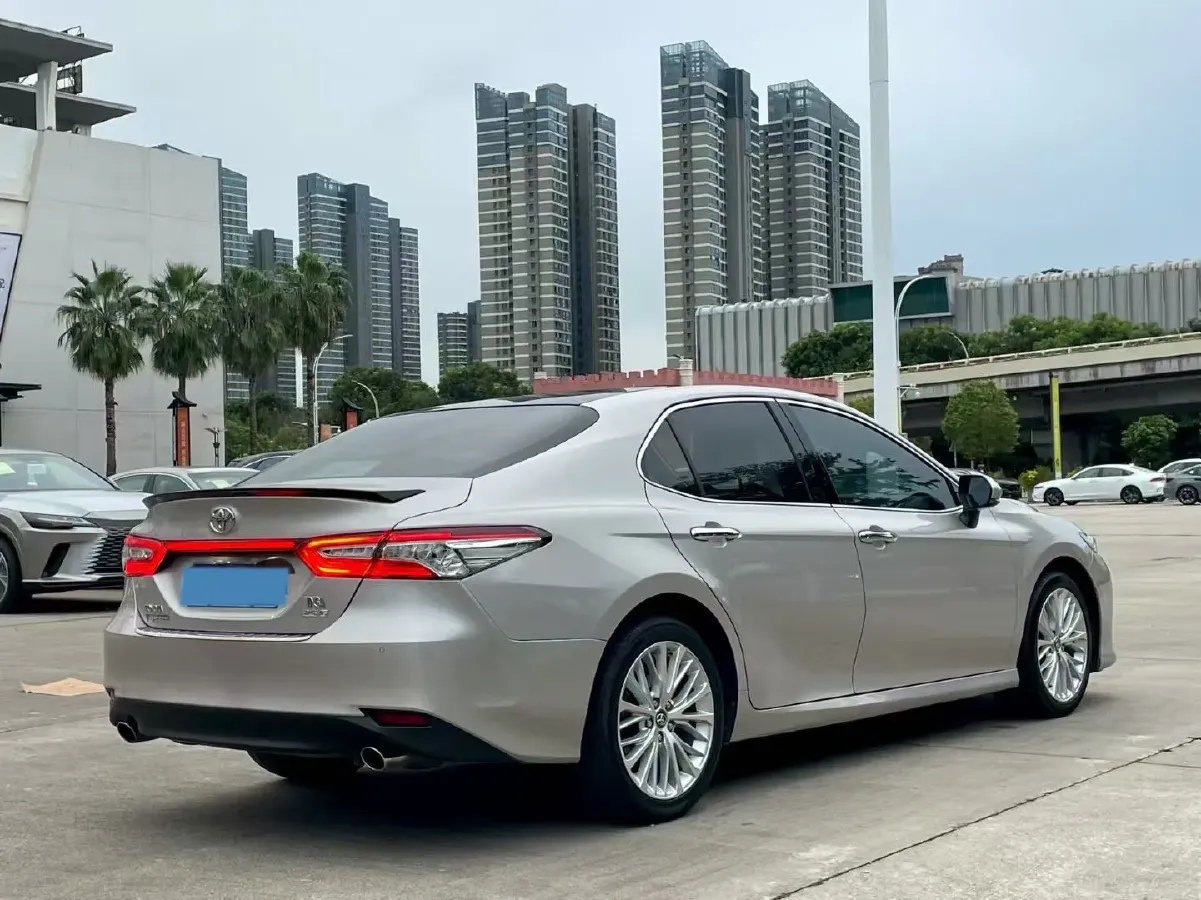 2018 Toyota Camry 2.5L 209HP L4 8AT,autocango,china used car exporter,china ev exporter,chinese used car exporter,chinese used ev exporter