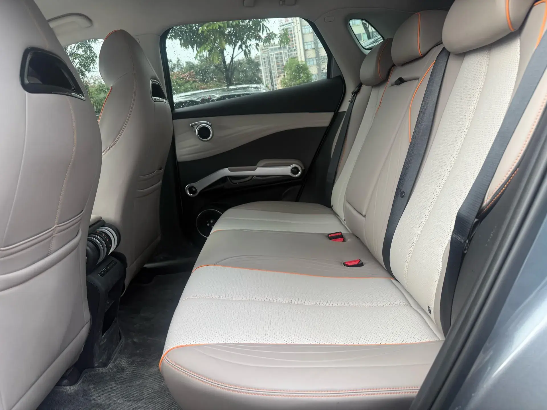 2023 BYD YUAN thumbnail 4