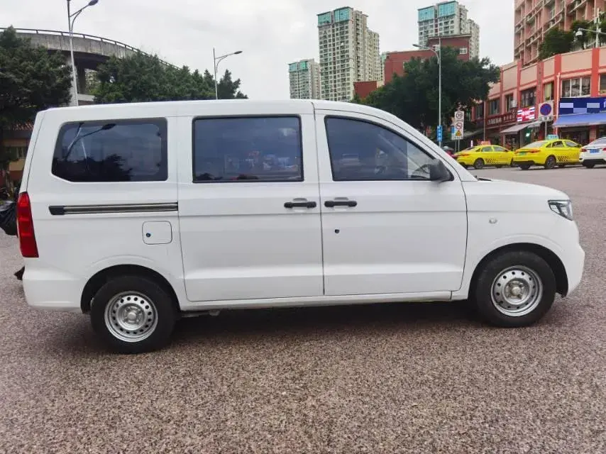 2019 WULING HONGGUANG thumbnail 4