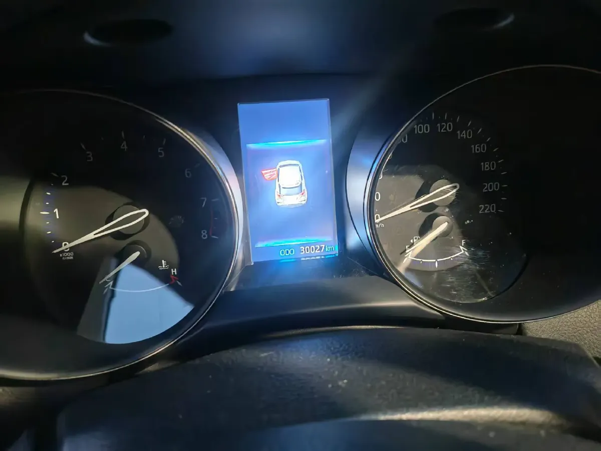 2022 Toyota C-HR 2.0L 171HP L4 CVT,autocango,china used car exporter,china ev exporter,chinese used car exporter,chinese used ev exporter